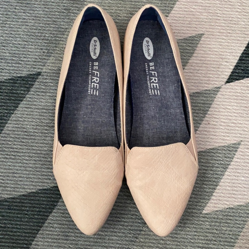 Dr. Scholls Tan Flats
